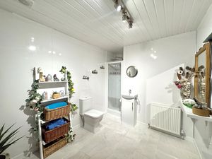 Photo 8- click for photo gallery